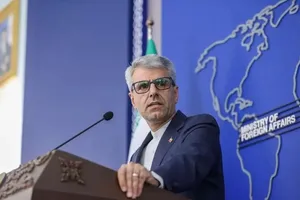 بقائی: آمریکا جنگ را آغاز کرد اما انتظار دارد که تمام جهان هزینه آن را بپردازند