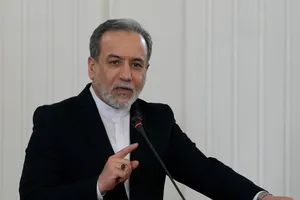 عراقچی: برای رفع موانع عضویت ایران در بانک توسعه نوین بریکس کار می‌کنیم